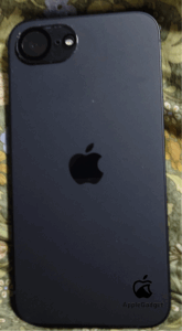 筆者利用のiPhone16E